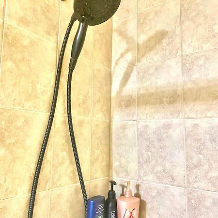 B3 A Private Room In Naperville Downtown With Desk And Wi-Fi Near Everything 외부 사진